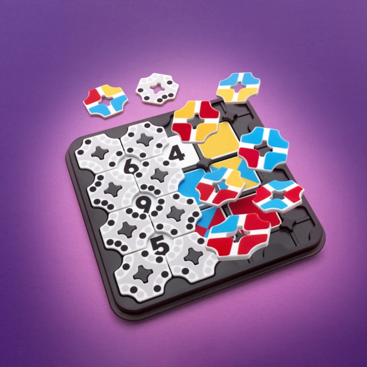 Smart Games Atomowe Zagadki (PL) IUVI Games Kraków.png