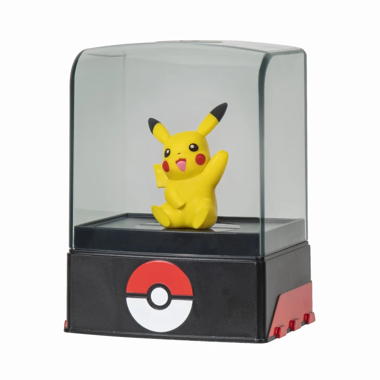 PKW3221-Battle%20Fig%20Pk-Select%20w%20Case-Pikachu-OP-Case-3Qrt%20L_hpr.jpg